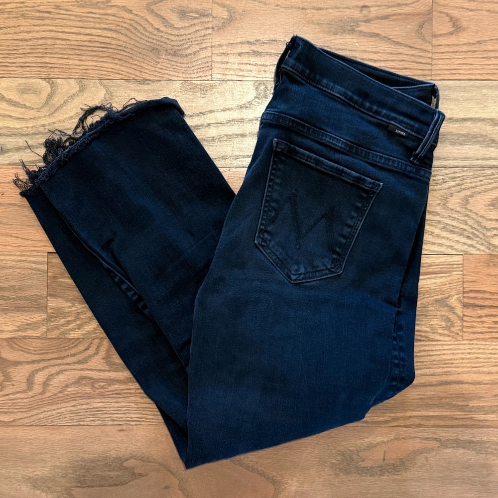 MOTHER Denim Inside Crop Step Fray Blackbird Jeans Size 28